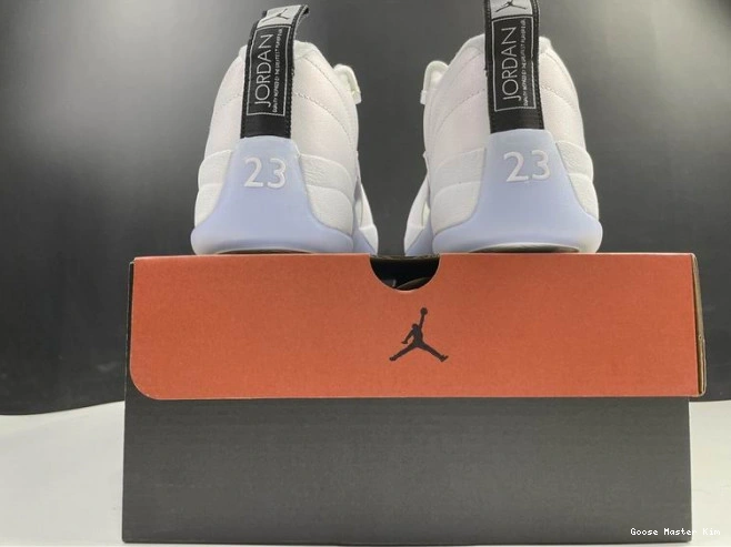 AIR (2021) 12 LOW RETRO JORDAN DB0733-190 EASTER 0717